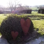 La Chapelle לינה וארוחת בוקר